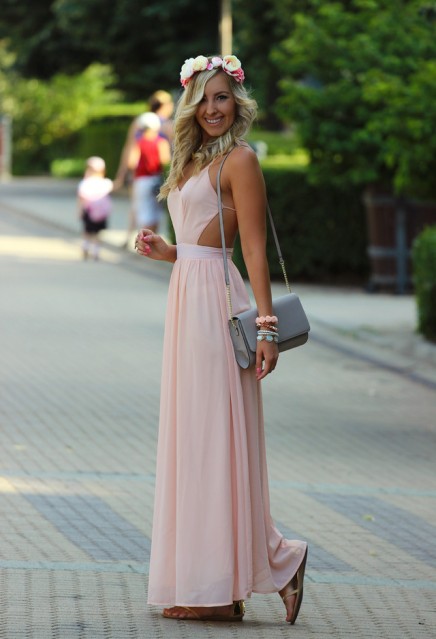 floral-crown-and-pastel-maxi-dress~look-main-single